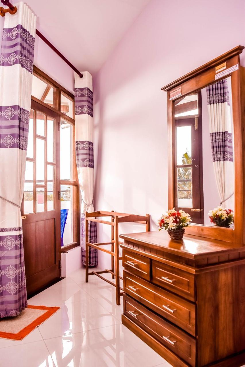 Saru Holiday Apartment - Up To 6 Guests Канді Екстер'єр фото